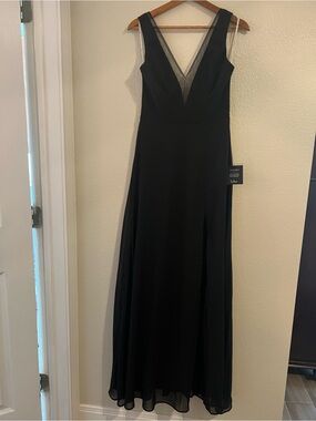 Lulu's Black V-Neck Sleeveless Maxi Dress